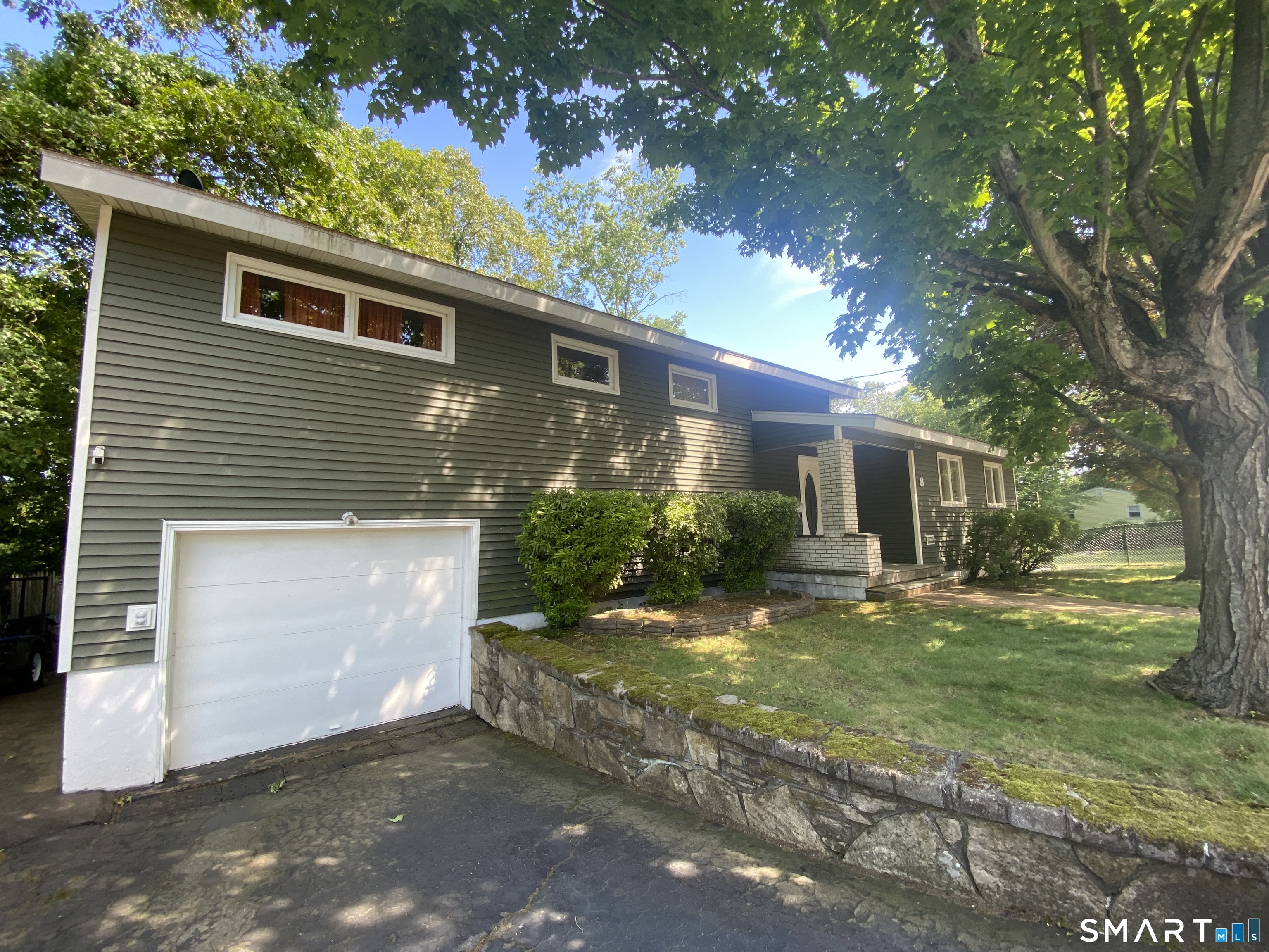 8 Commodore Street Norwich, CT 06360 - Photo 37 of 38