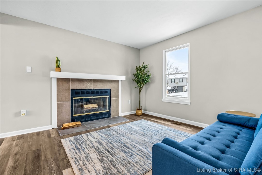 4608 Crescent Avenue Jeffersonville, IN 47130 - Photo 12 of 43