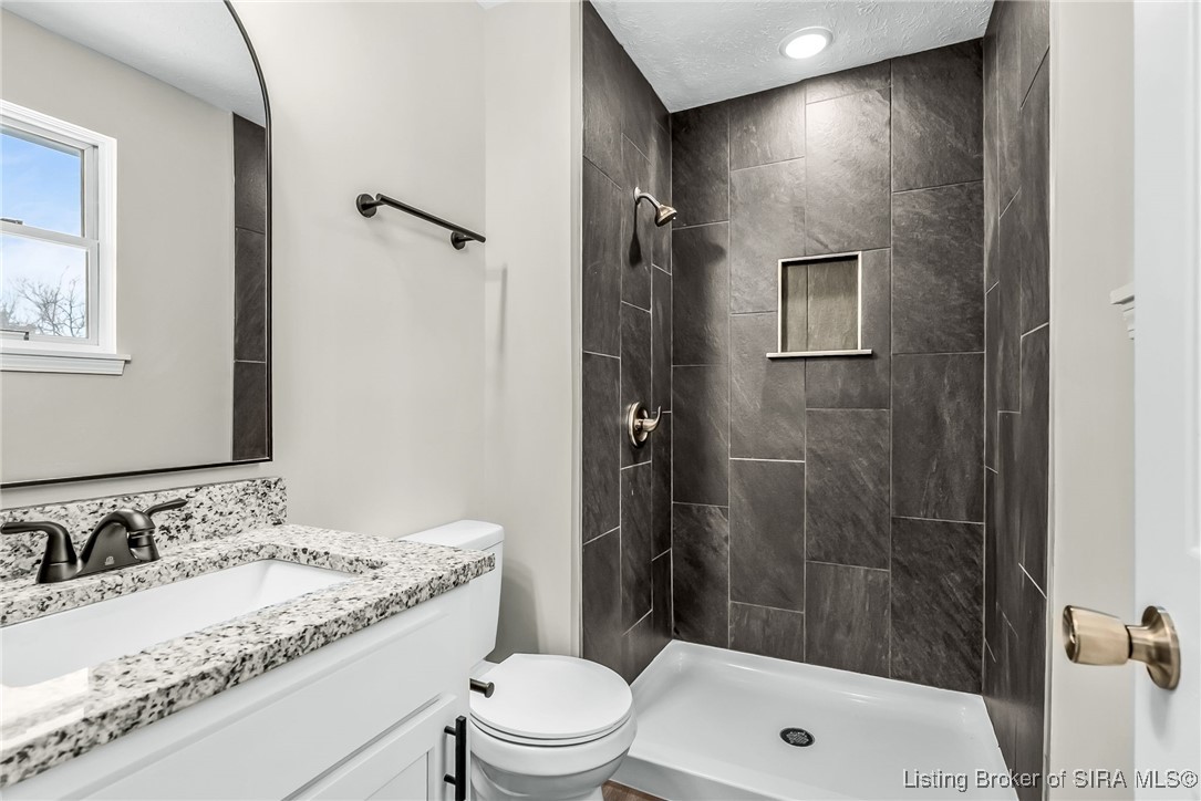 4608 Crescent Avenue Jeffersonville, IN 47130 - Photo 30 of 43