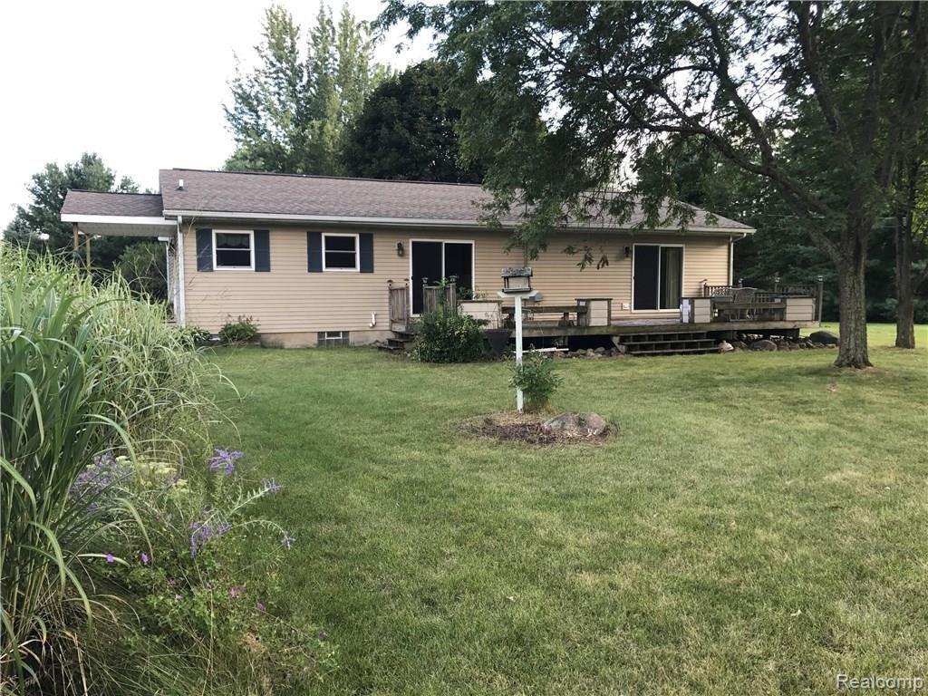 3960 West Coon Lake Road Howell, MI 48843 - Photo 2 of 40