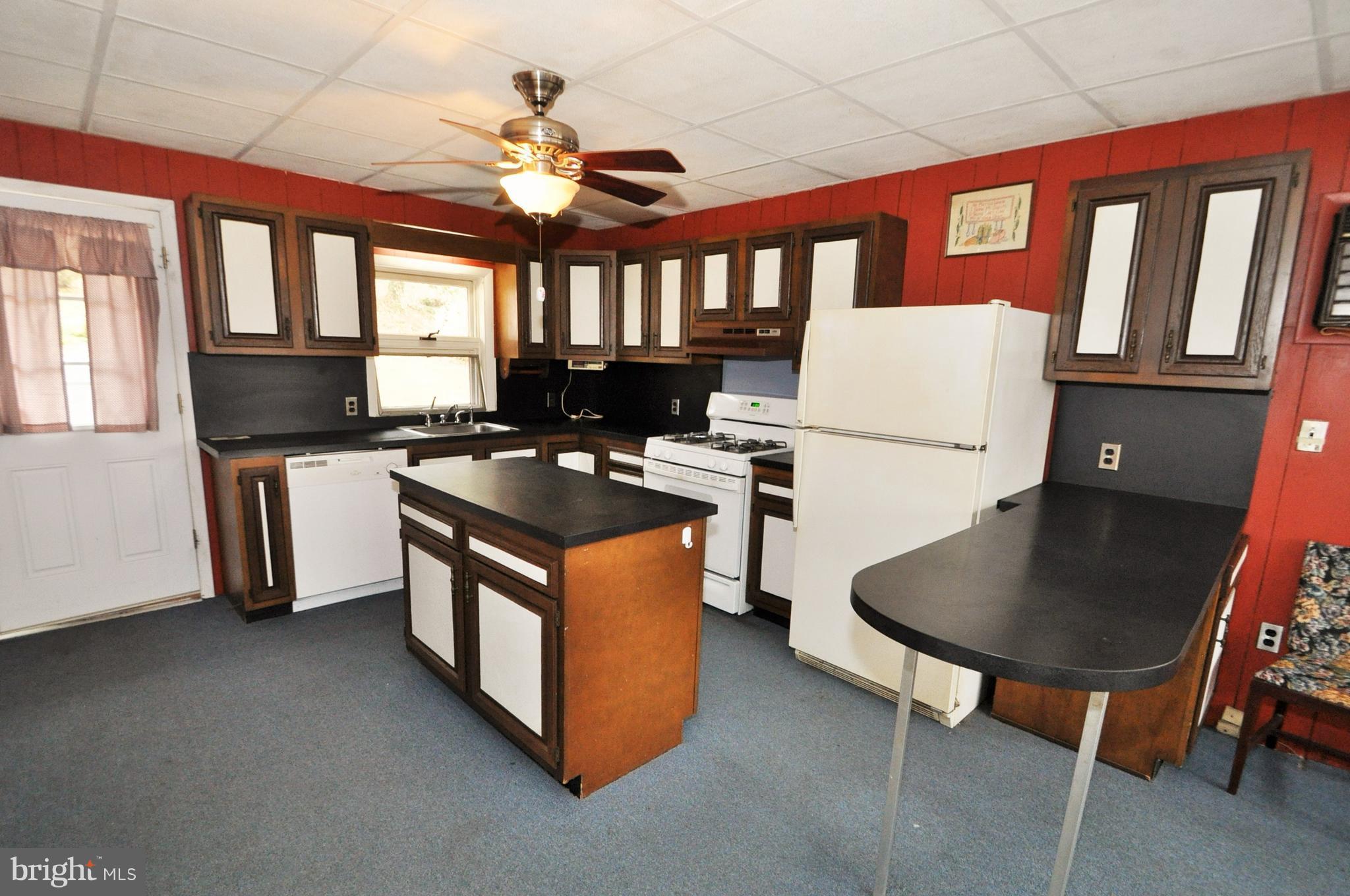 1906 Haverhill Road Baltimore, MD 21234 - Photo 5 of 30 Kitchen