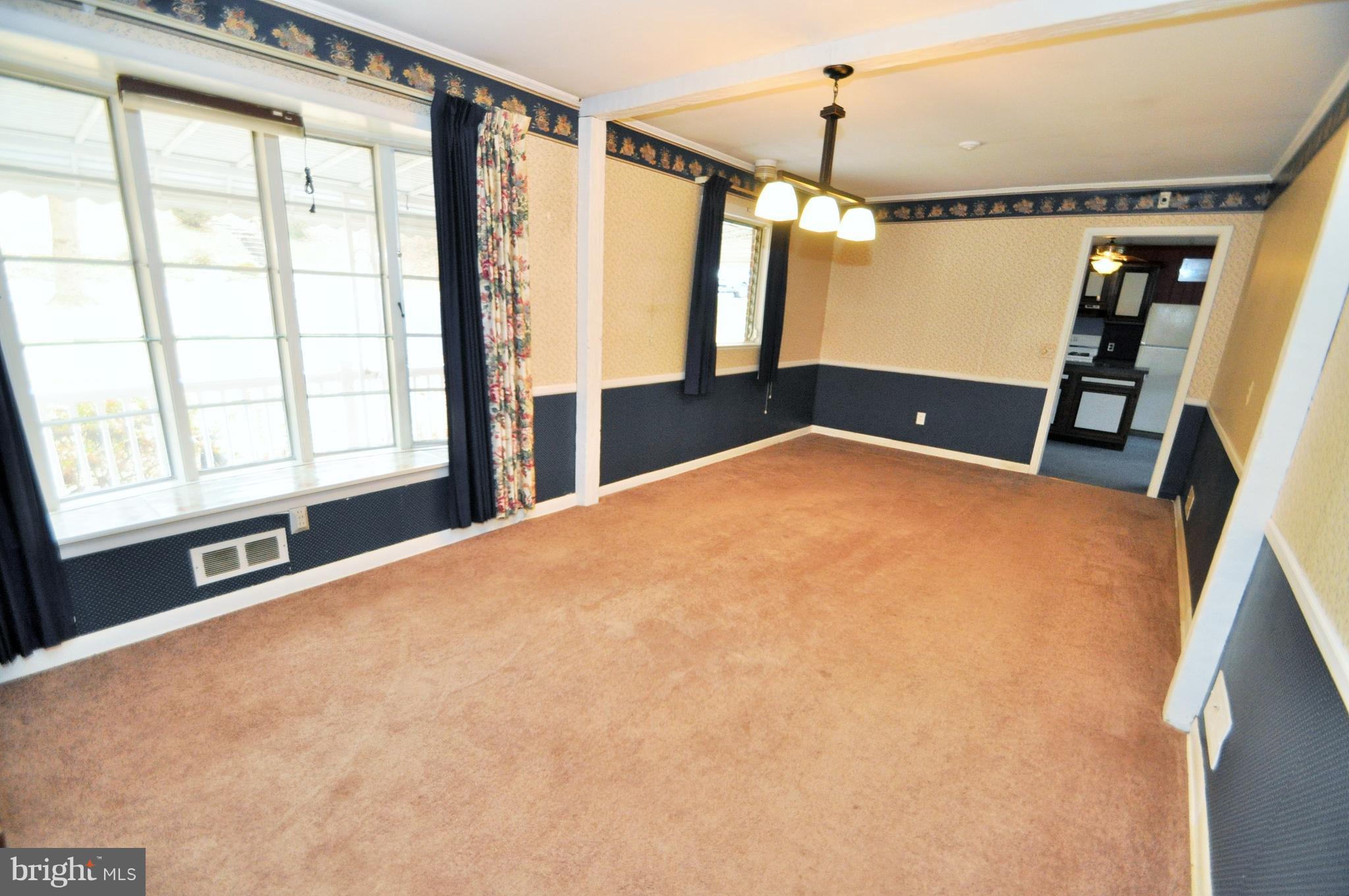 1906 Haverhill Road Baltimore, MD 21234 - Photo 10 of 30 Dining Room