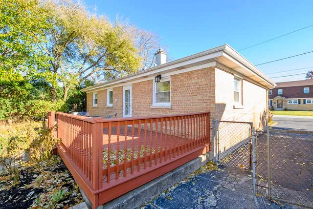 $2,495 | 10838 South Neenah Avenue, Worth, IL 60482