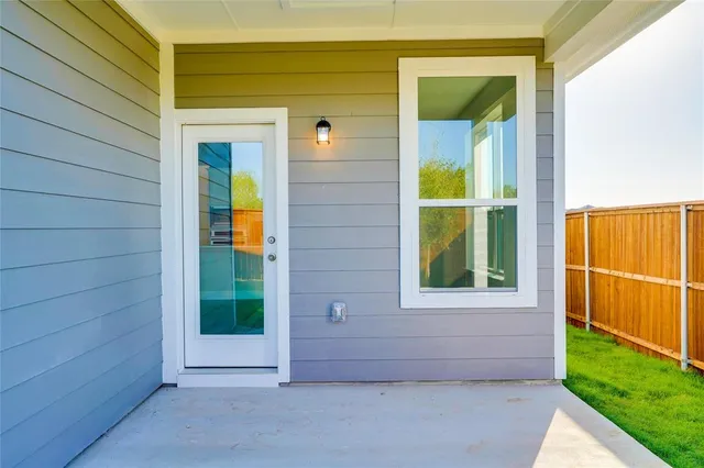 $520,000 | 8526 Royal Star Road, Rowlett, TX 75089