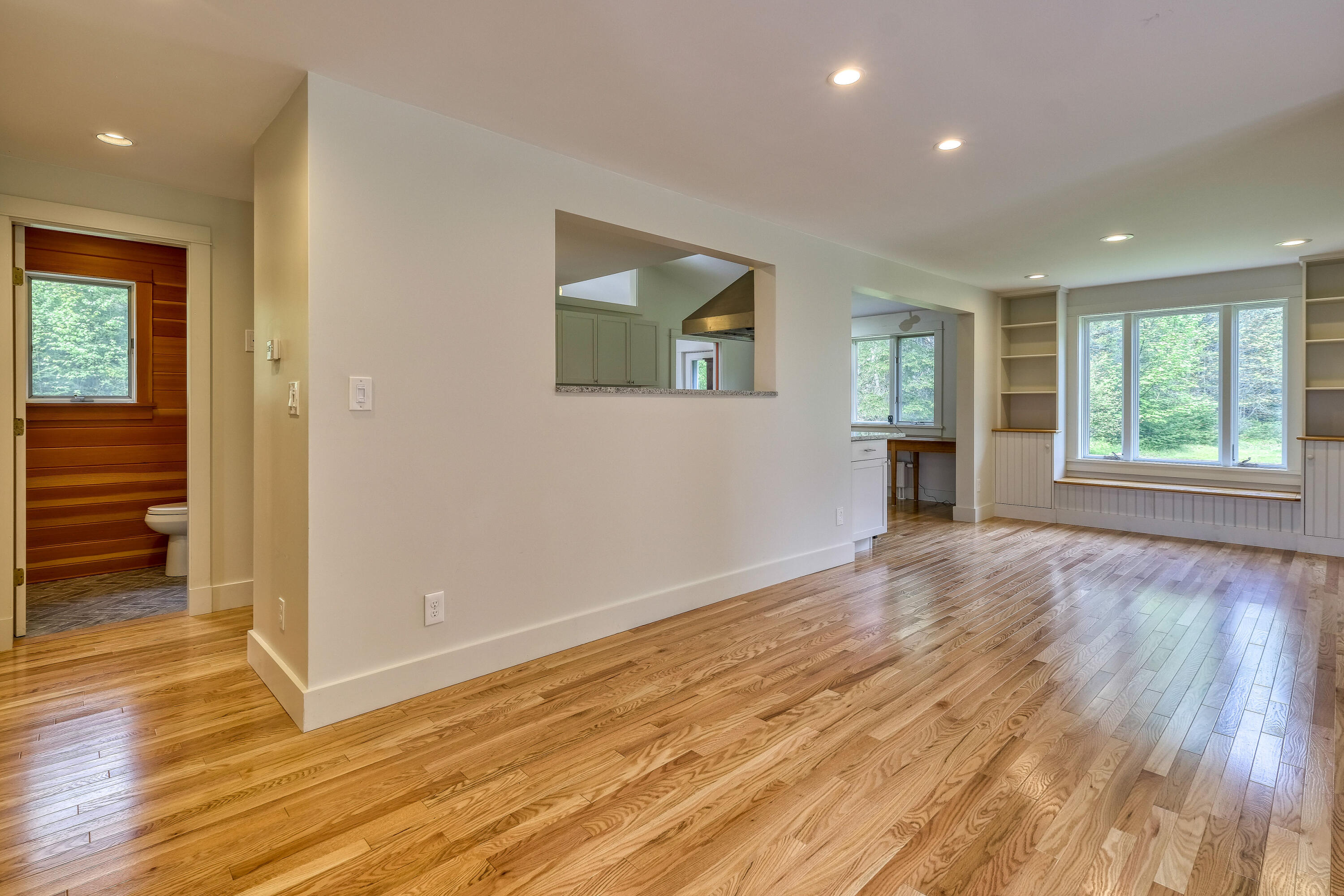 701 North Sedgwick Road Sedgwick, ME 04676 - Photo 5 of 47 710NSedgwickRd-8