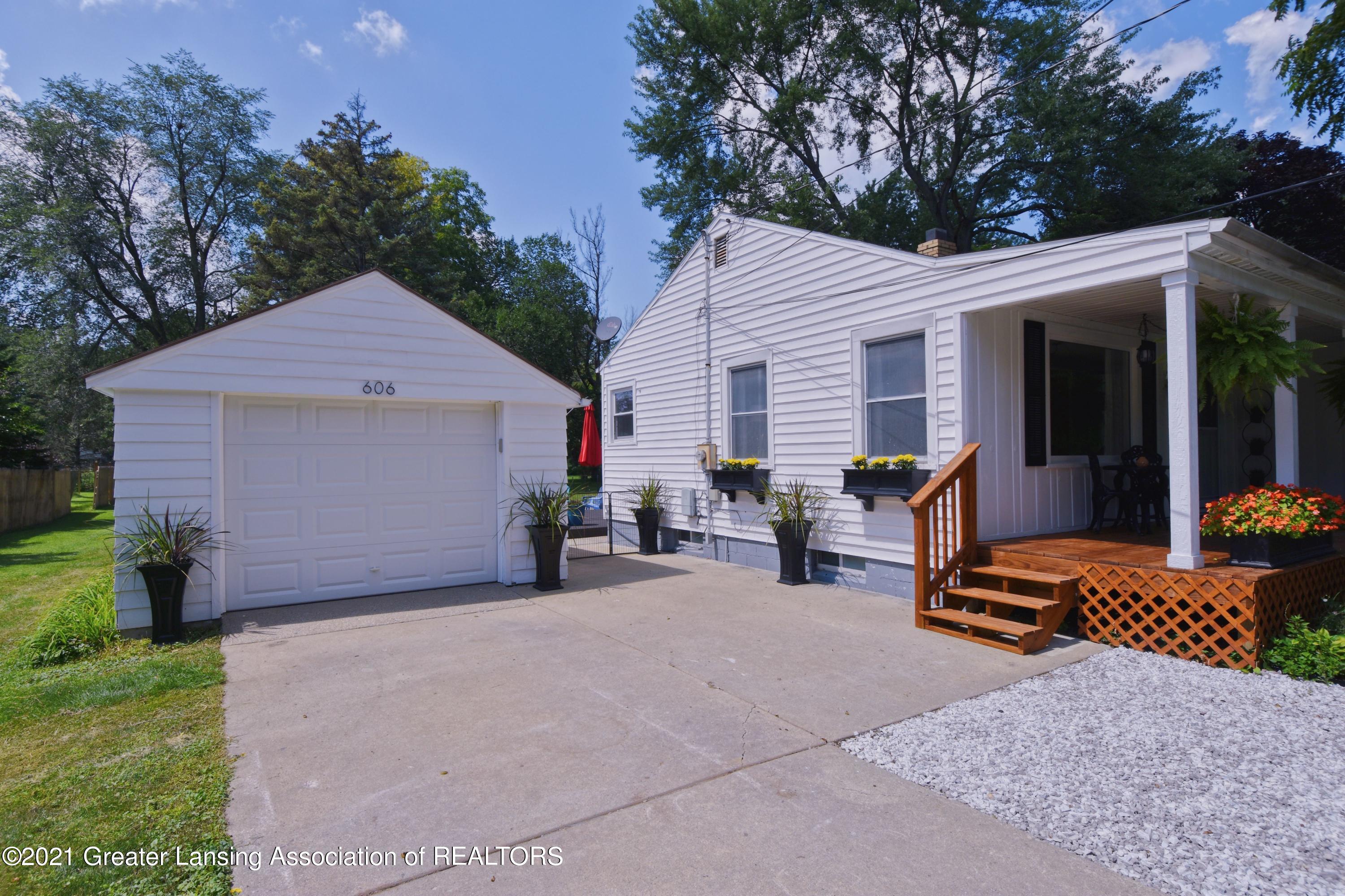 606 Stoner Road Lansing, MI 48917 - Photo 24 of 30 5