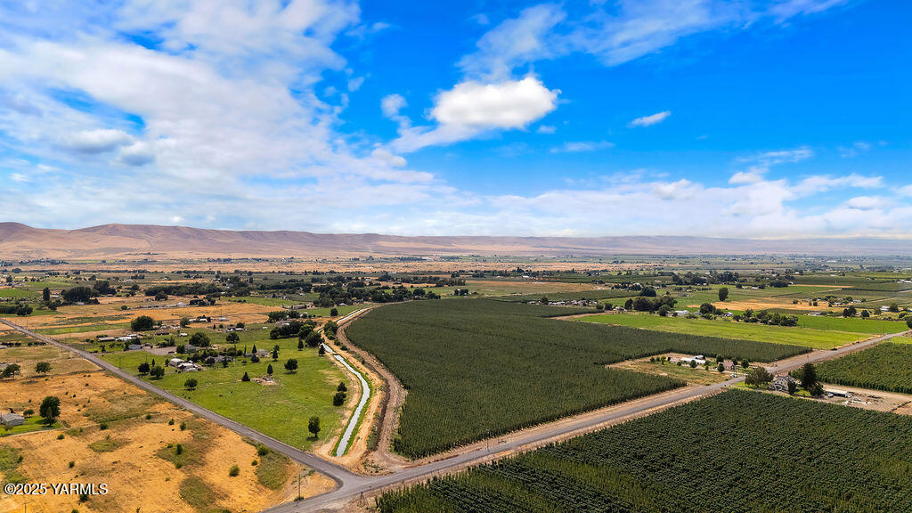 GrandviewHopsProp-2copy