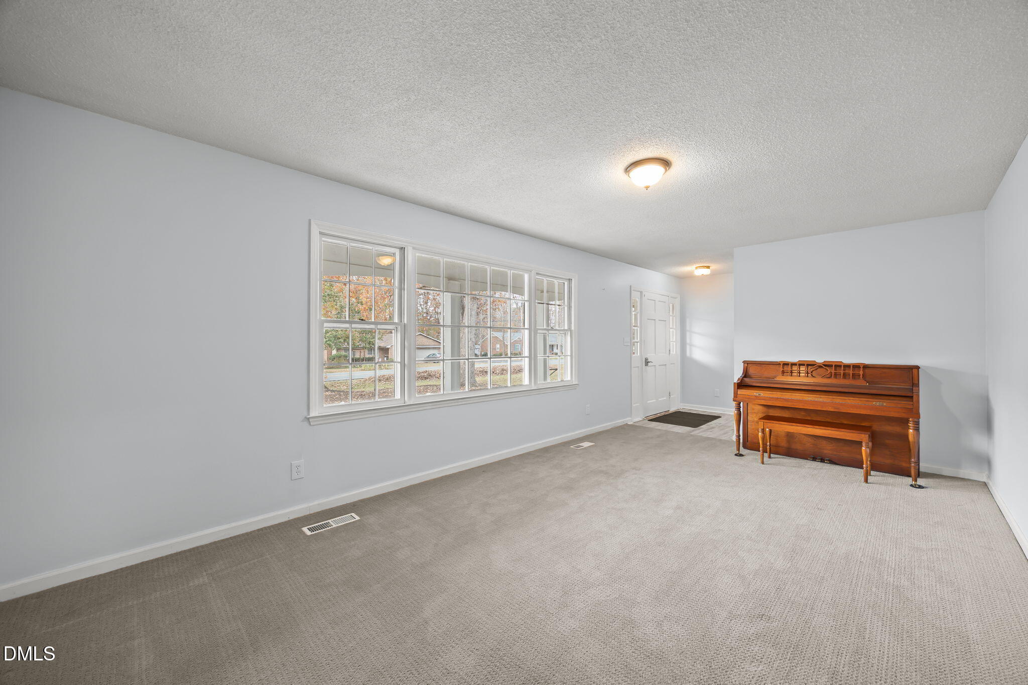 1526 Rogers Road Graham, NC 27253 - Photo 6 of 26 15-web-or-mls-IMG_0531