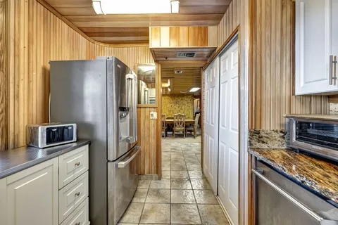 $180,000 | 3910 Inverrary Boulevard, Unit 601B, Lauderhill, FL 33319