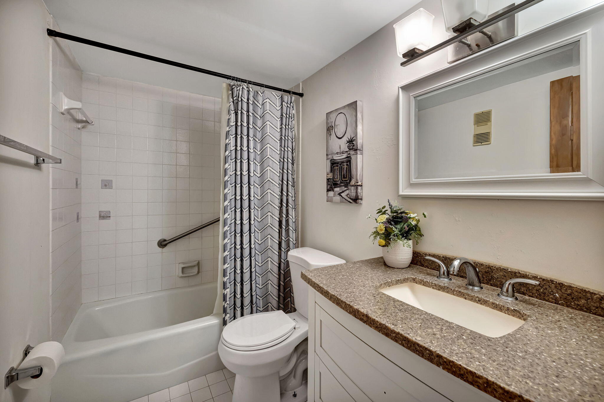 3910 Inverrary Boulevard, Unit 601B Lauderhill, FL 33319 - Photo 23 of 56 21-web-or-mls-3W7A1826