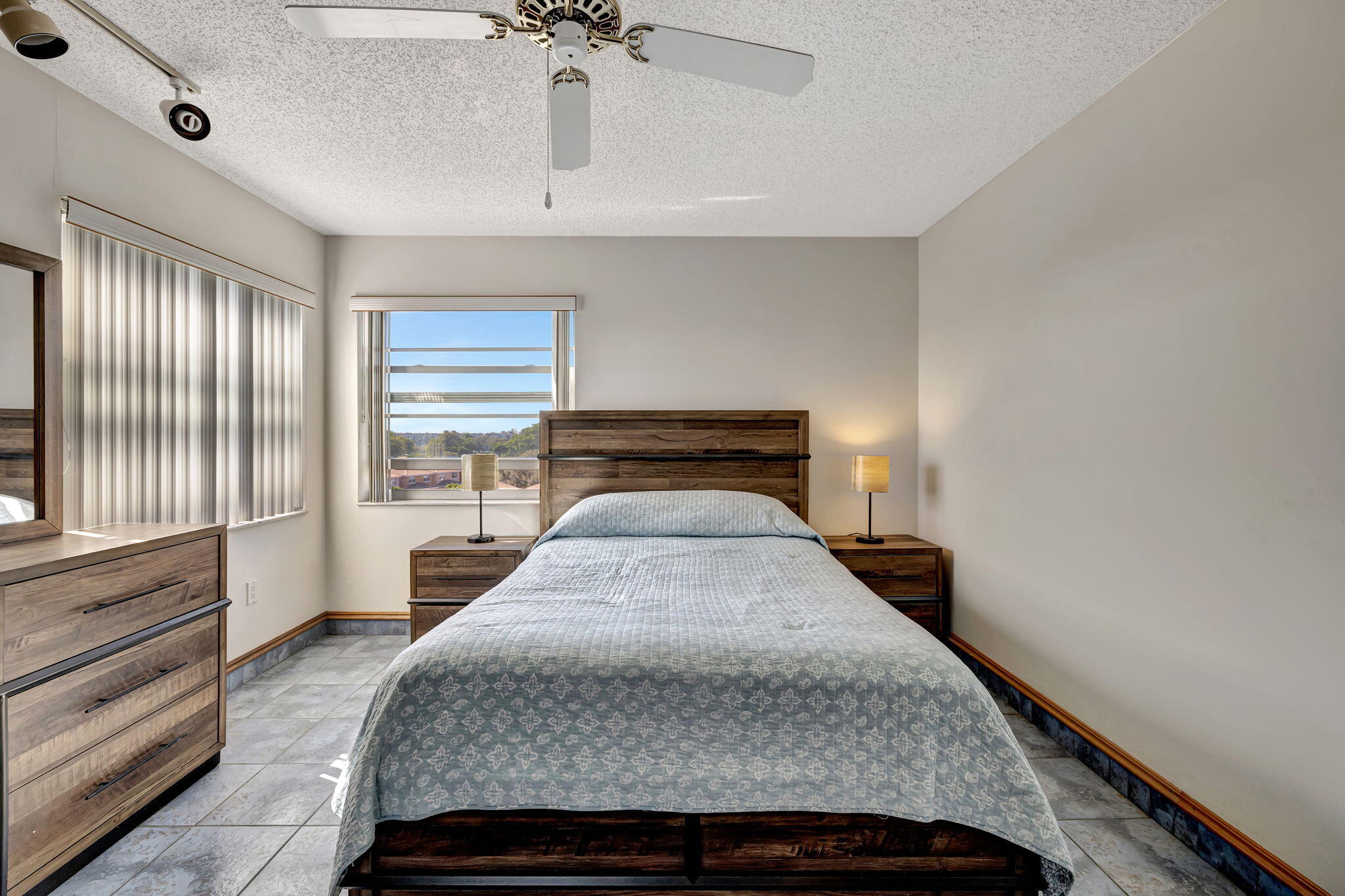 3910 Inverrary Boulevard, Unit 601B Lauderhill, FL 33319 - Photo 26 of 56 22-web-or-mls-3W7A1836
