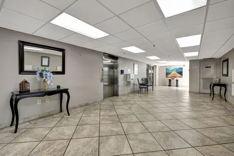 $180,000 | 3910 Inverrary Boulevard, Unit 601B, Lauderhill, FL 33319