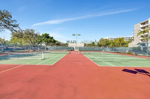 $180,000 | 3910 Inverrary Boulevard, Unit 601B, Lauderhill, FL 33319