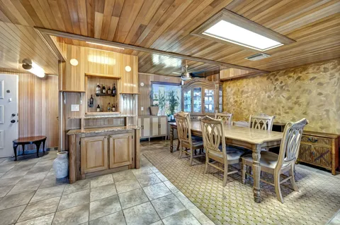 $180,000 | 3910 Inverrary Boulevard, Unit 601B, Lauderhill, FL 33319