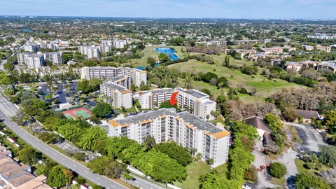 $180,000 | 3910 Inverrary Boulevard, Unit 601B, Lauderhill, FL 33319