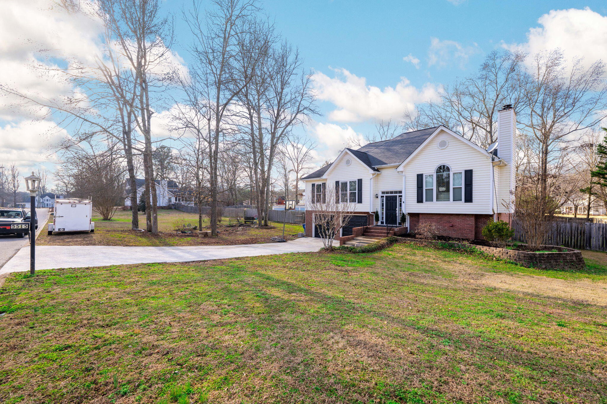5515 Misty Valley Drive Ooltewah, TN 37363 - Photo 4 of 37 5-web-or-mls-DSC_3024