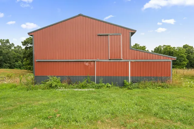 $199,000 | 68090 Calvin Center Road, Cassopolis, MI 49031