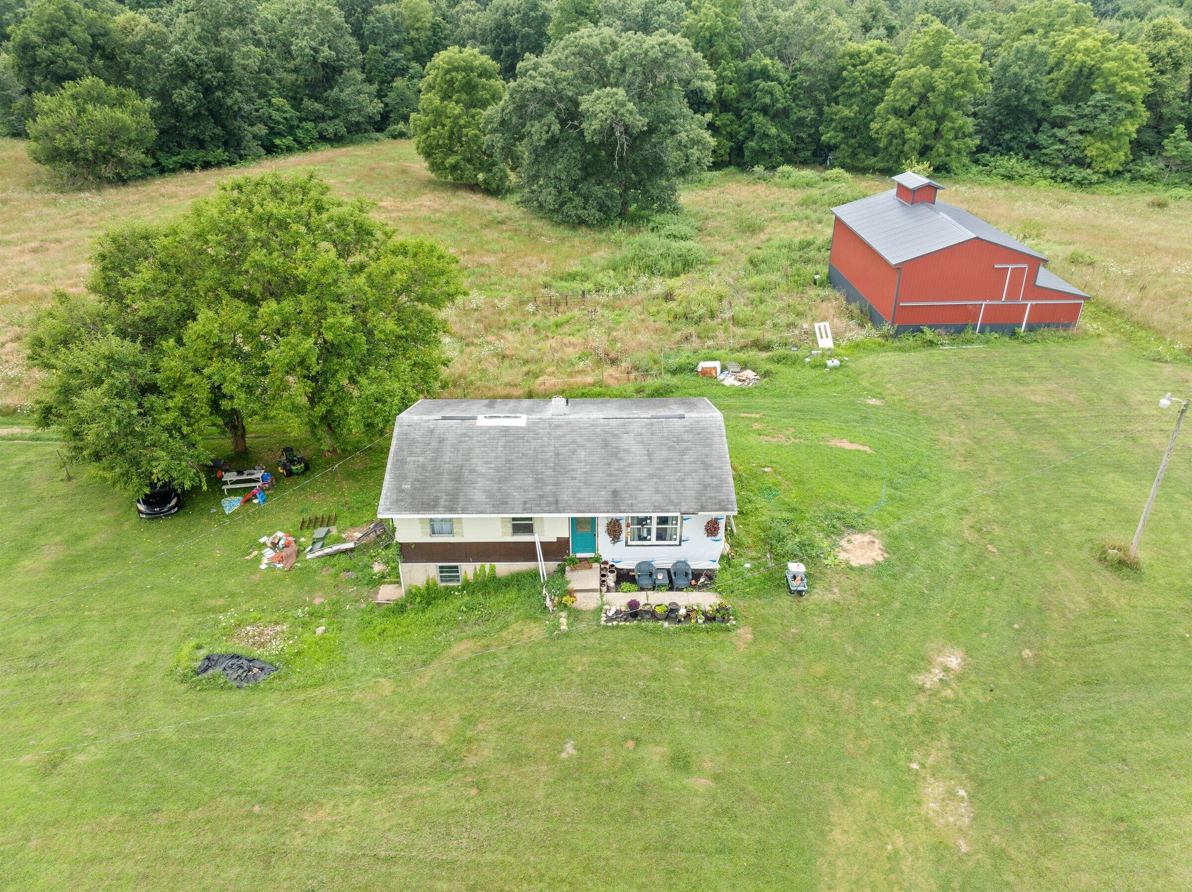 68090 Calvin Center Road Cassopolis, MI 49031 - Photo 4 of 18 DJI_0259