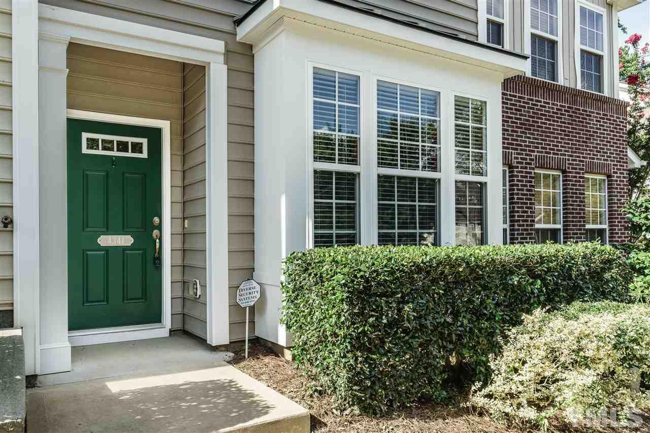 4341 Sugarbend Way Raleigh, NC 27606 - Photo 2 of 25 Gallery Image 2