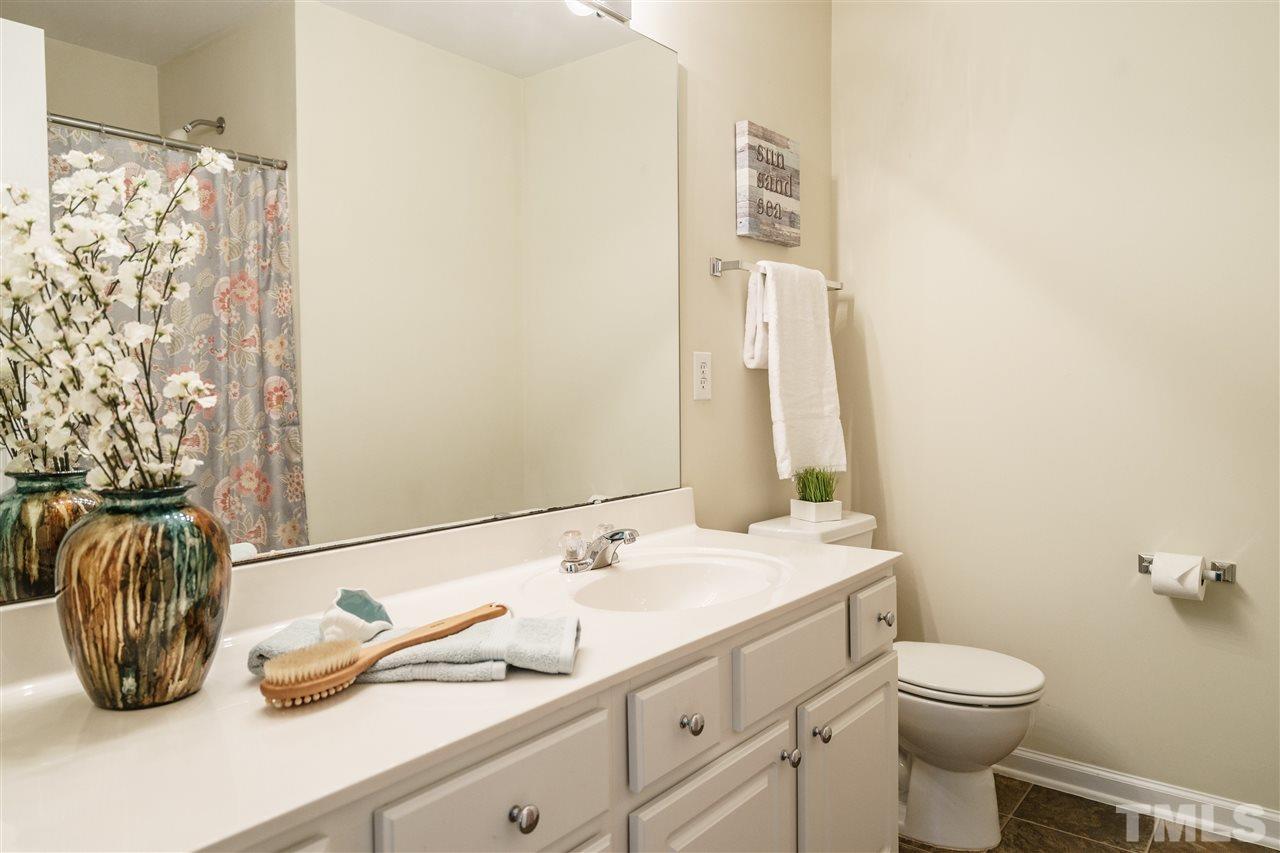 4341 Sugarbend Way Raleigh, NC 27606 - Photo 19 of 25 Gallery Image 19