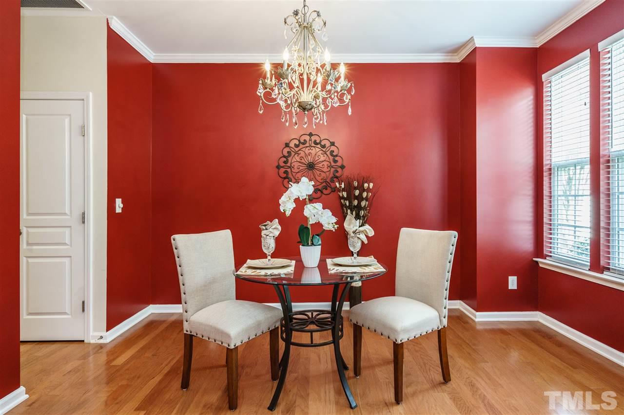 4341 Sugarbend Way Raleigh, NC 27606 - Photo 5 of 25 Gallery Image 5