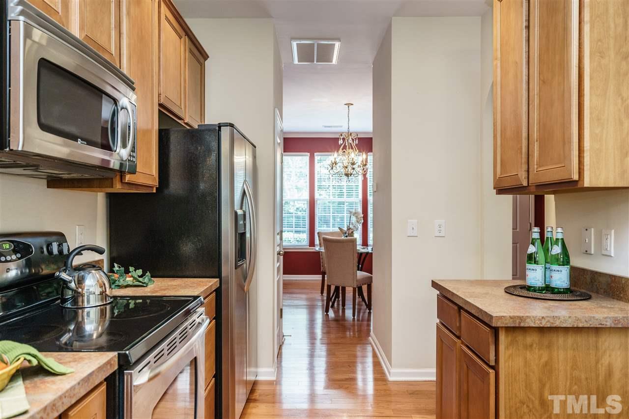 4341 Sugarbend Way Raleigh, NC 27606 - Photo 9 of 25 Gallery Image 9
