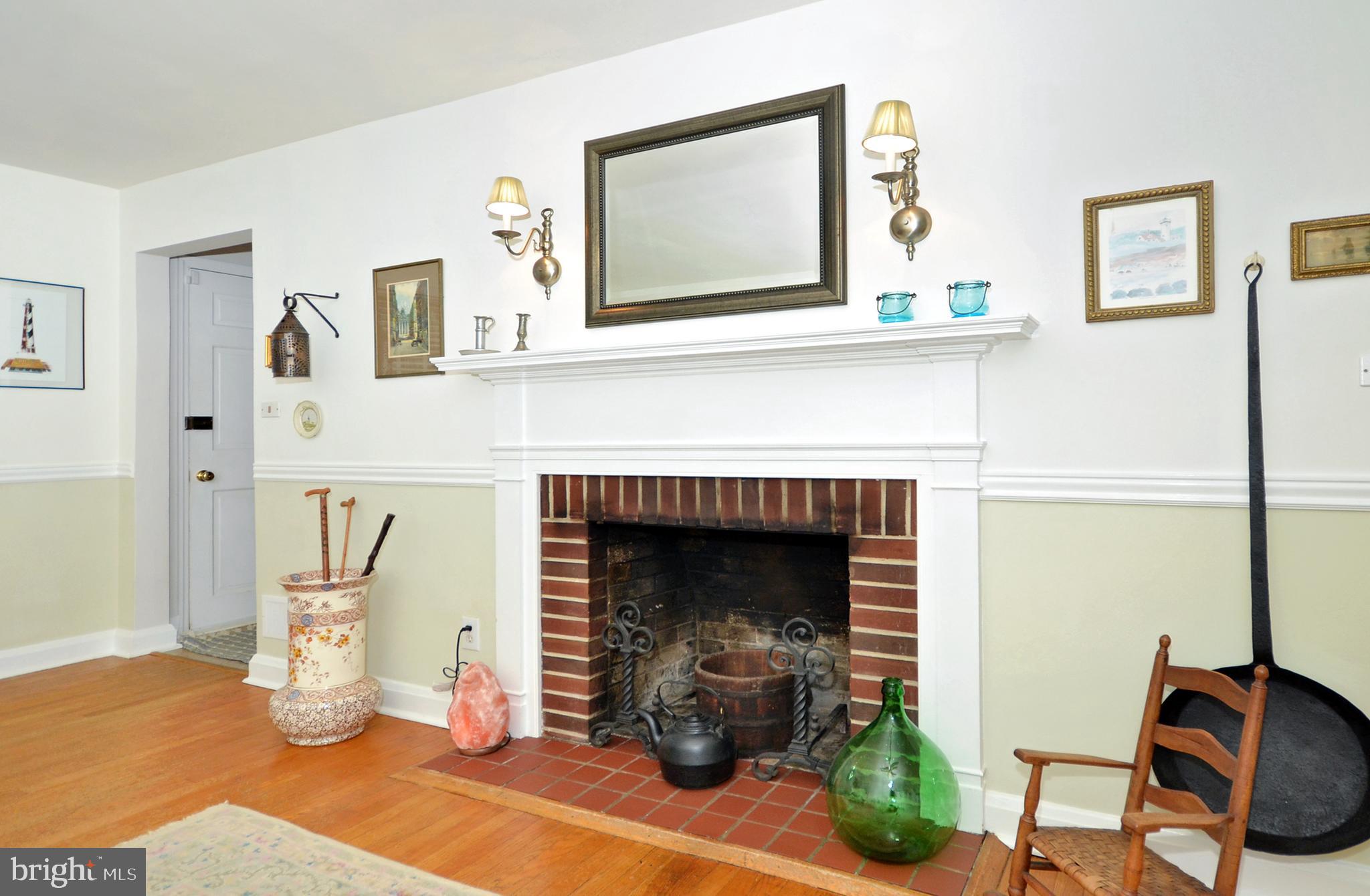 614 Monkton Road Monkton, MD 21111 - Photo 2 of 40 Living Room