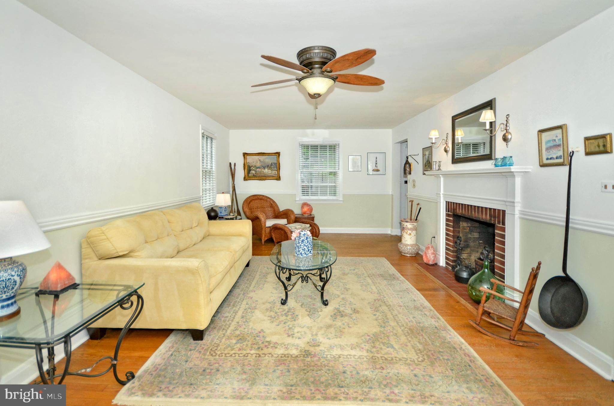614 Monkton Road Monkton, MD 21111 - Photo 3 of 40 Living Room