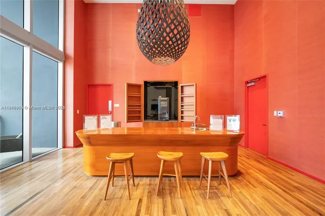 $4,400 | 1300 Brickell Bay Drive, Unit 1607, Miami, FL 33131