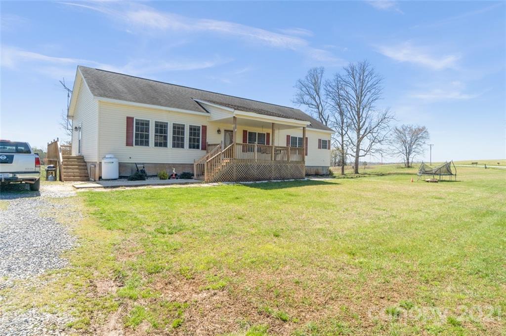 718 Powell Bridge Road Harmony, NC 28634 - Photo 3 of 47 Gallery Image 3