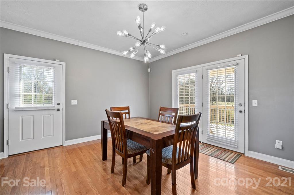 718 Powell Bridge Road Harmony, NC 28634 - Photo 9 of 47 Gallery Image 9