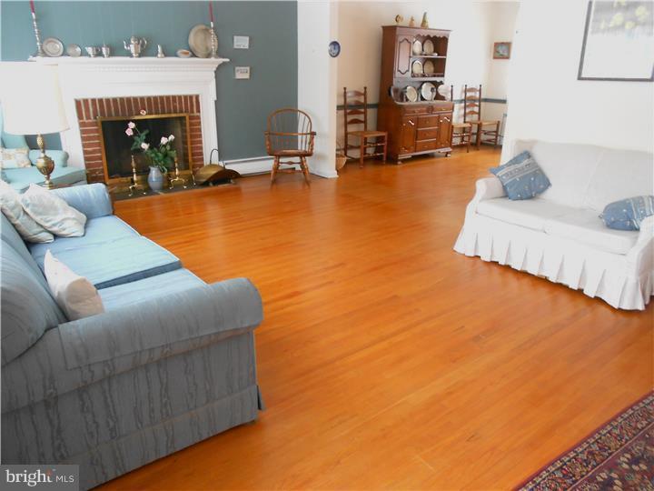 1005 Beech Road Wallingford, PA 19086 - Photo 4 of 22 Gallery Image 4