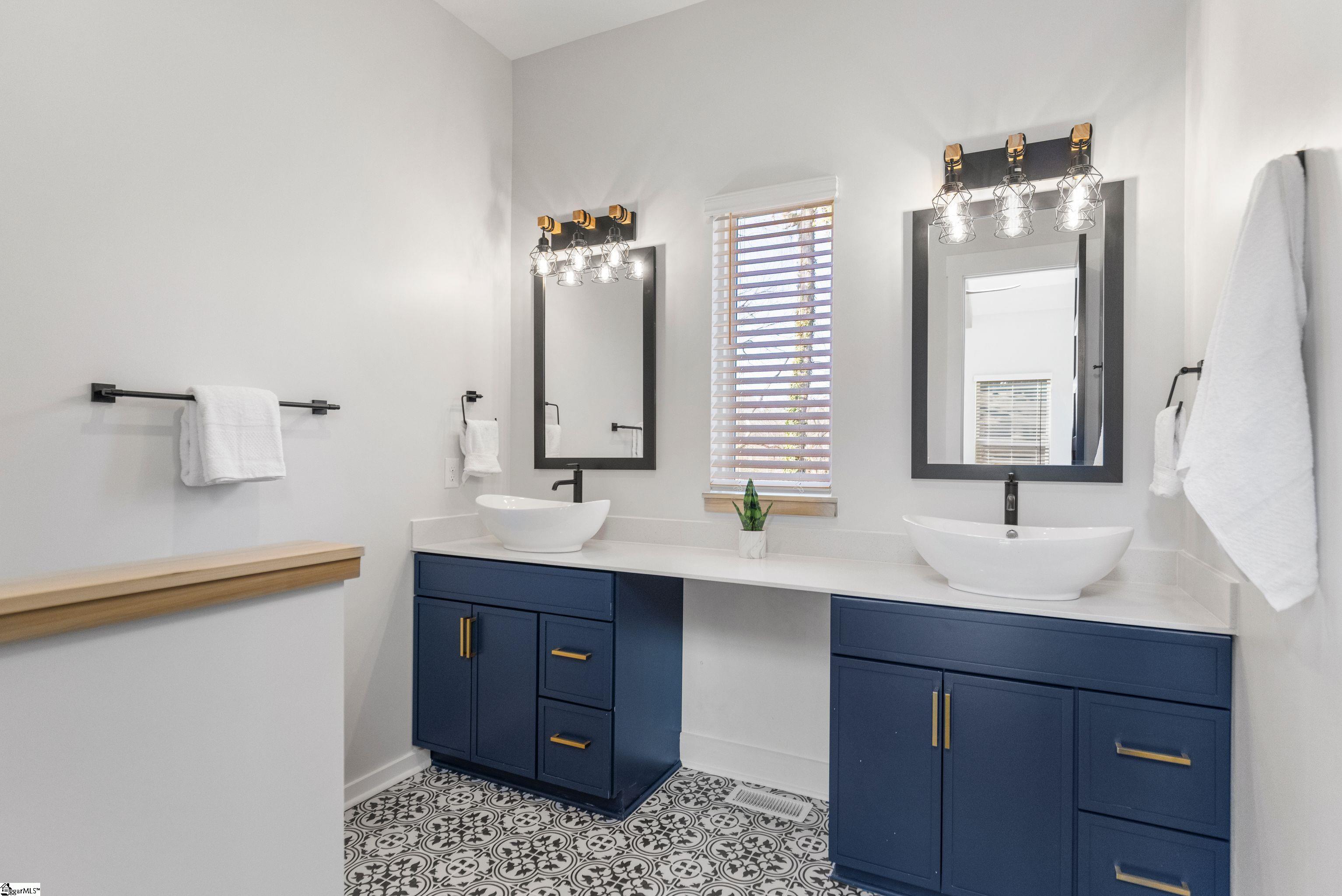 603 Canterbury Road Piedmont, SC 29673 - Photo 23 of 49