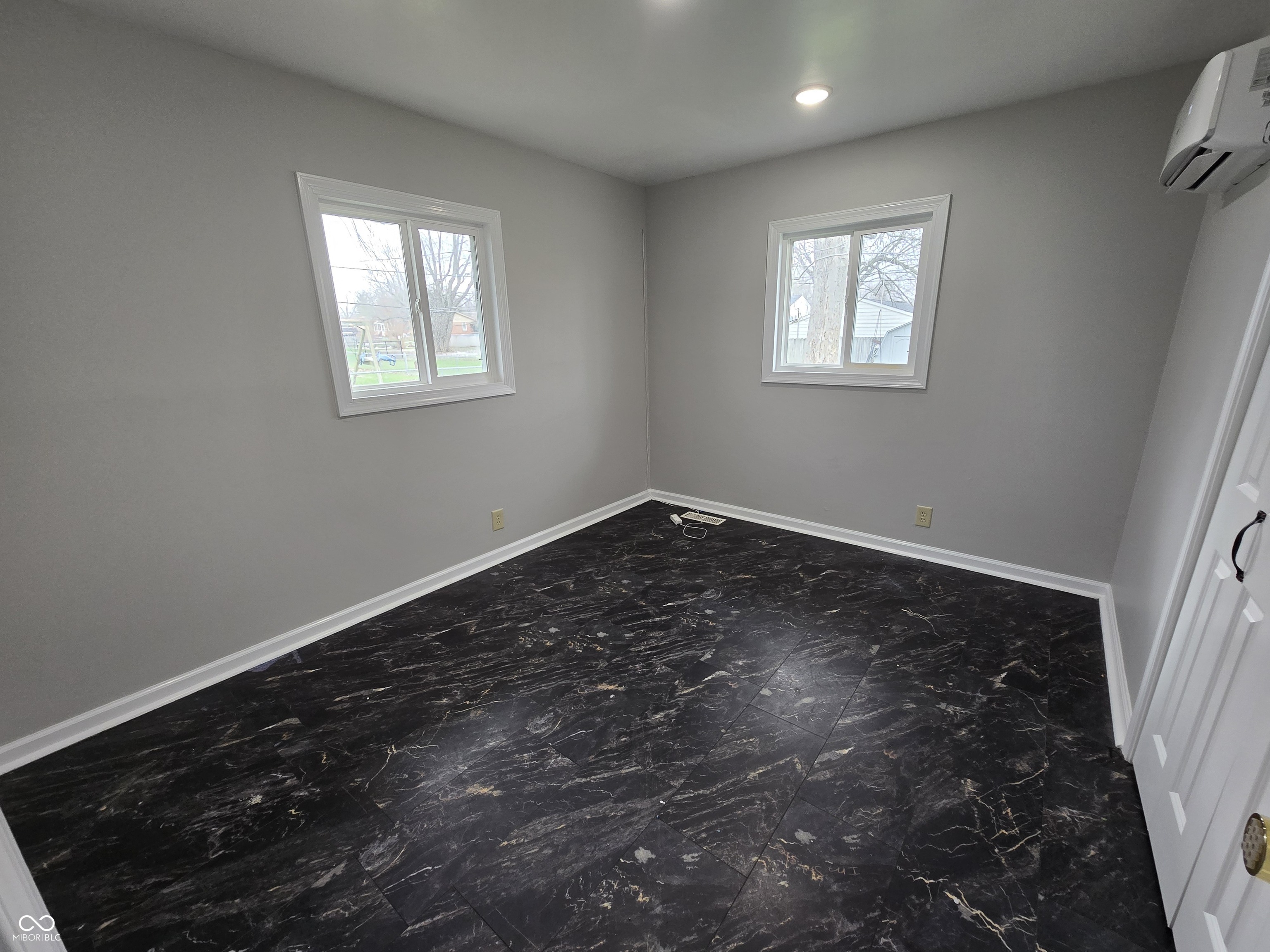 6250 Maple Lawn Road Indianapolis, IN 46241 - Photo 12 of 15 Gallery Image 12