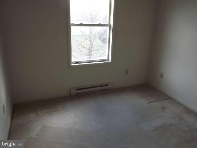 1318 Warm Spring Road Chambersburg, PA 17202 - Photo 5 of 7 Interior (General)