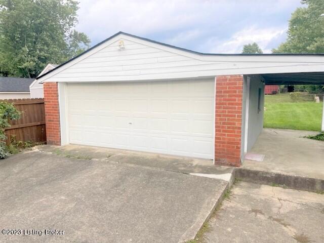 6008 Cooper Chapel Road Louisville, KY 40229 - Photo 2 of 10 2 Car Garage