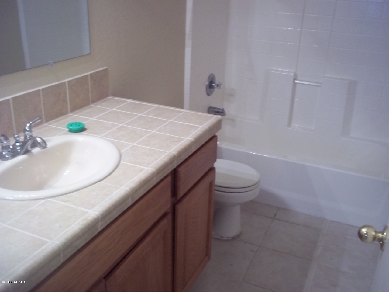 8954 West Ocotillo Road Glendale, AZ 85305 - Photo 16 of 18 Hall Bath