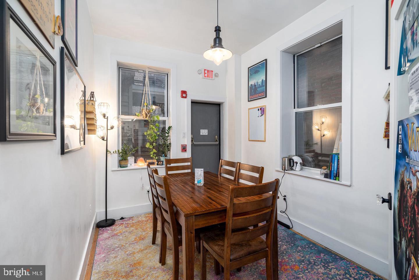 519 South 5th Street Philadelphia, PA 19147 - Photo 6 of 17 a dining room with furniture and window