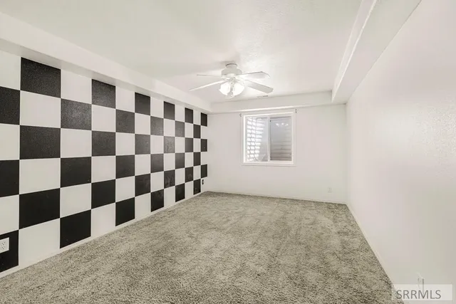 $457,500 | 3832 East Deer Creek, Idaho Falls, ID 83401