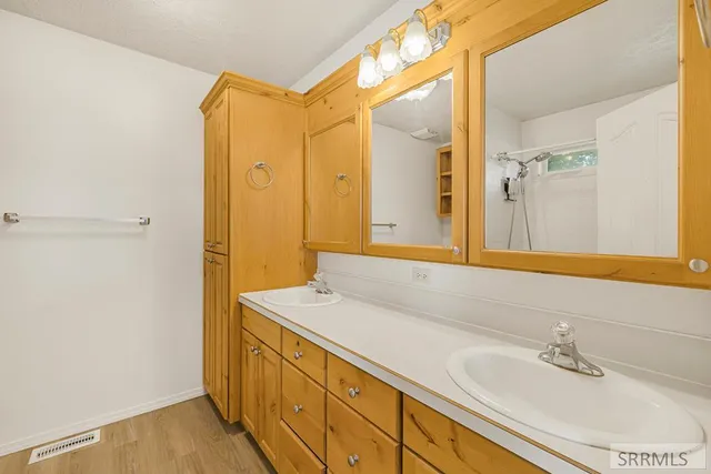 $457,500 | 3832 East Deer Creek, Idaho Falls, ID 83401