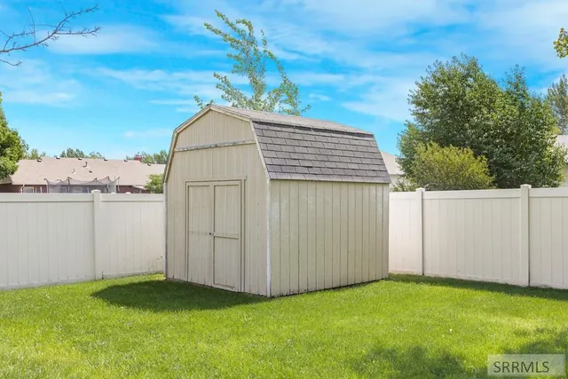 $457,500 | 3832 East Deer Creek, Idaho Falls, ID 83401