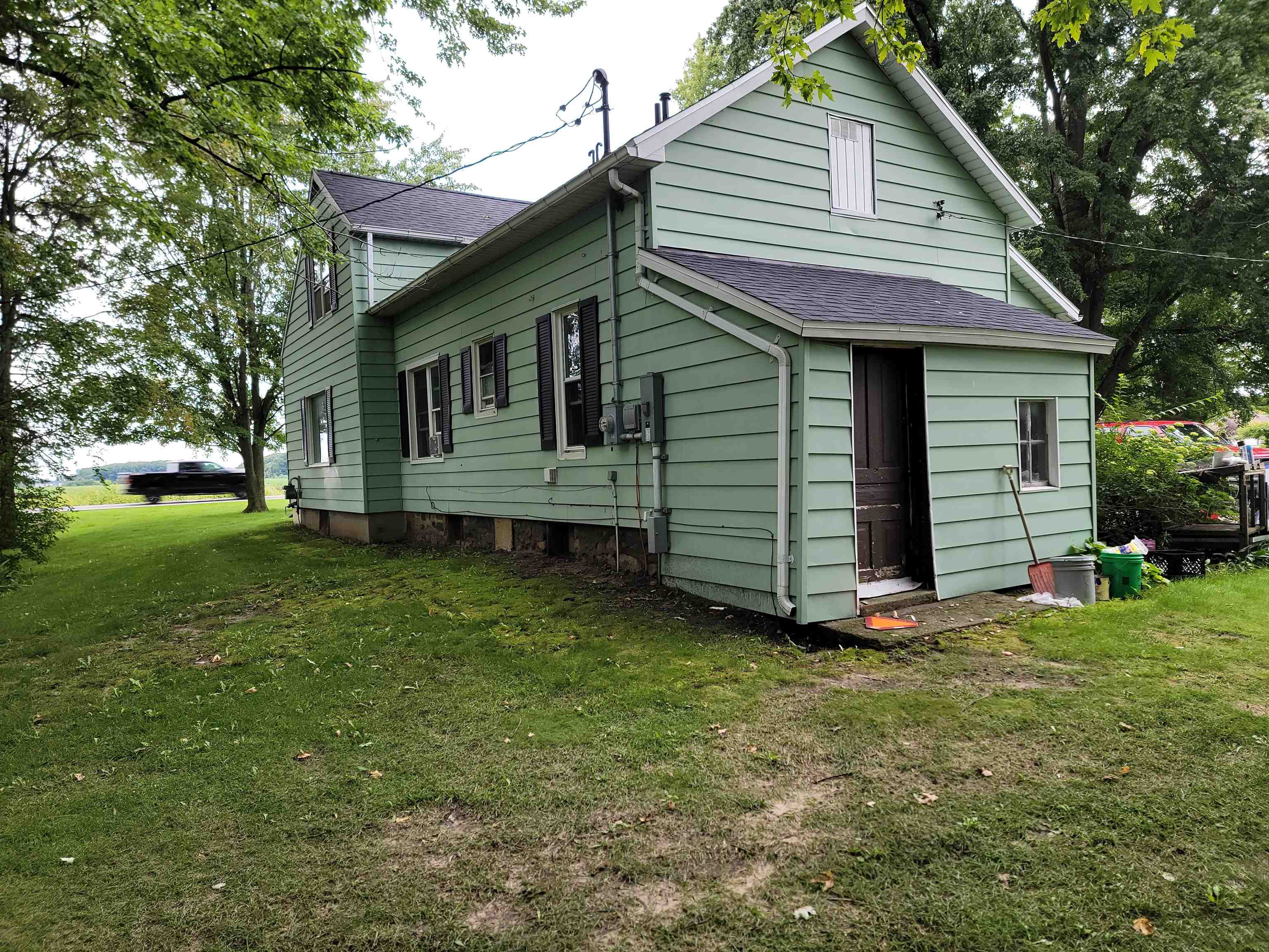17401 Lincoln Road New Lothrop, MI 48460 - Photo 12 of 23 50120211-12.JPG