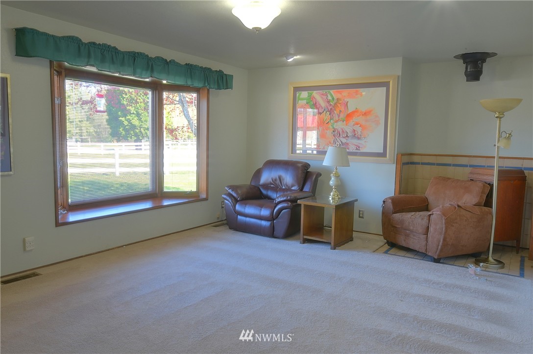 20887 West Bulson Road Mount Vernon, WA 98274 - Photo 8 of 25 Gallery Image 8
