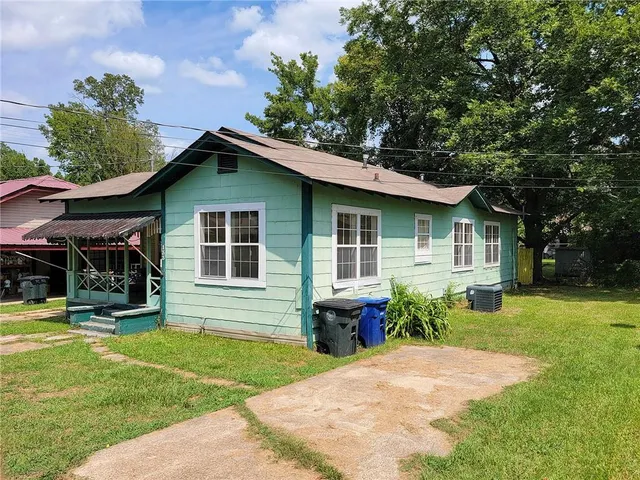 $98,000 | 133 Martin Luther King Jr Drive, Natchitoches, LA 71457