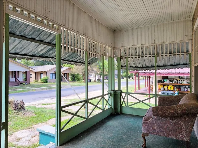 $98,000 | 133 Martin Luther King Jr Drive, Natchitoches, LA 71457