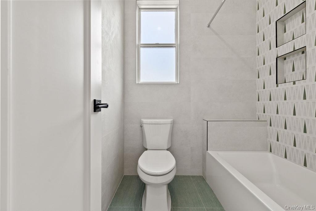 80 Twin Avenue, Unit 301 Spring Valley, NY 10977 - Photo 33 of 35 Bathroom #2
