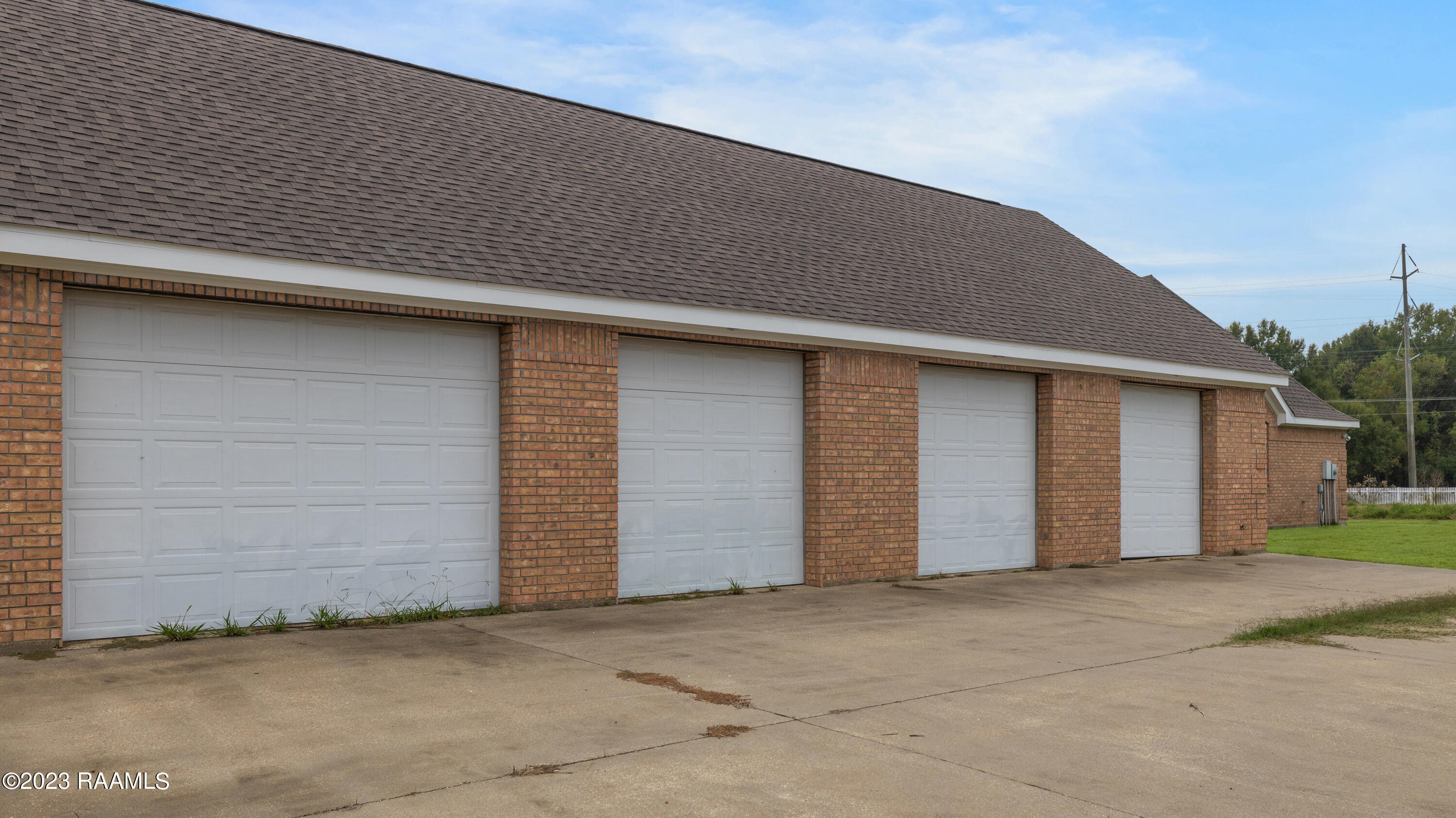 1113 Semere Road Breaux Bridge, LA 70517 - Photo 6 of 33 Gallery Image 6
