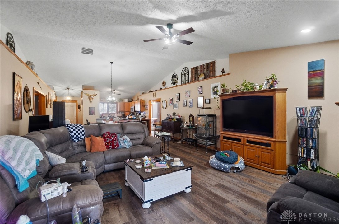 6981 Fishburg Road Dayton, OH 45424 - Photo 17 of 57