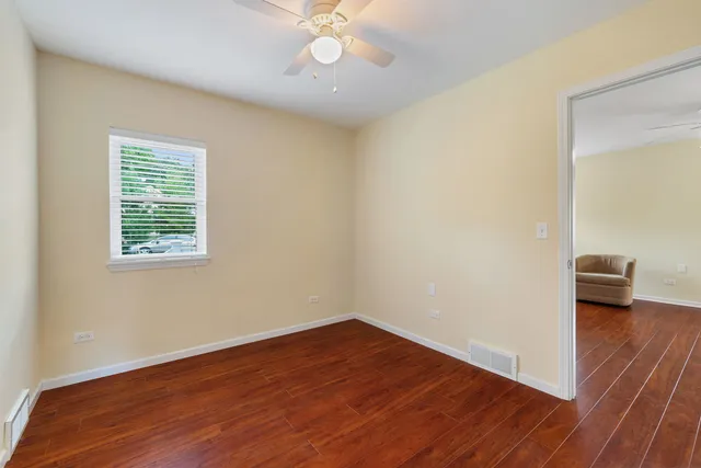 $479,900 | 21625 West Ravine Drive, Lake Zurich, IL 60047