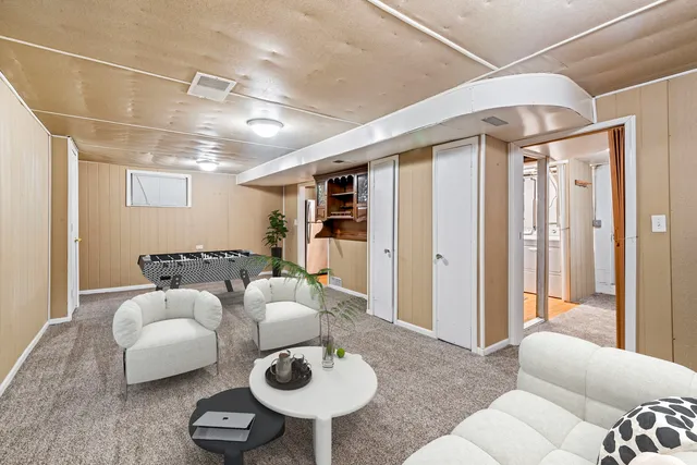 $479,900 | 21625 West Ravine Drive, Lake Zurich, IL 60047